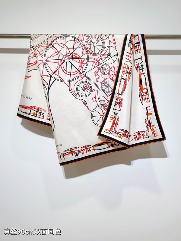 Hermes silk scarf 90X90cm E11 (23)