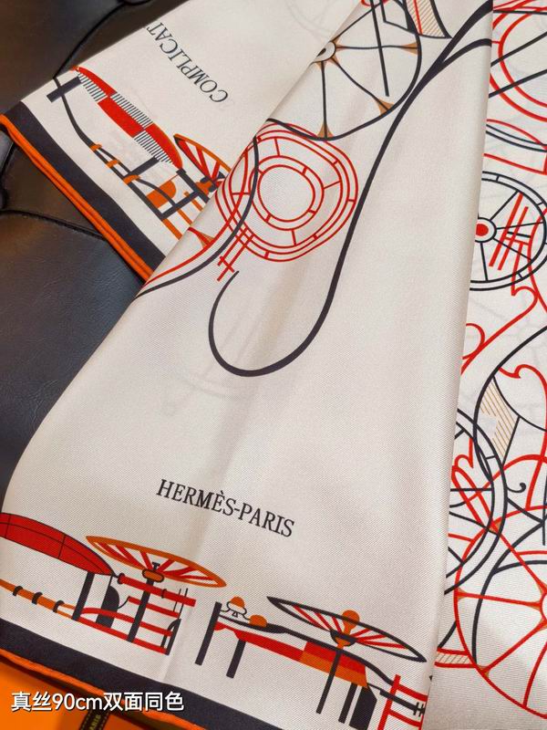 Hermes silk scarf 90X90cm E11 (25)