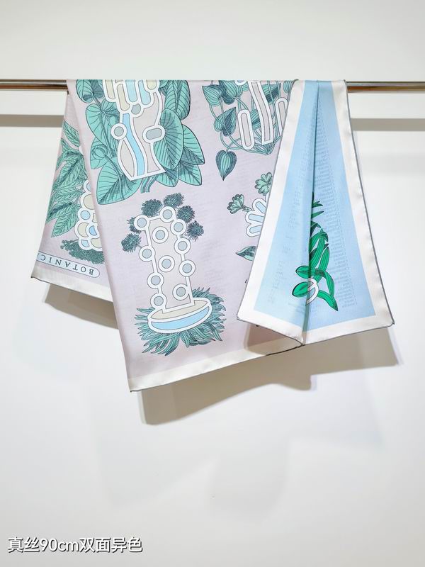 Hermes silk scarf 90X90cm E12 (2)
