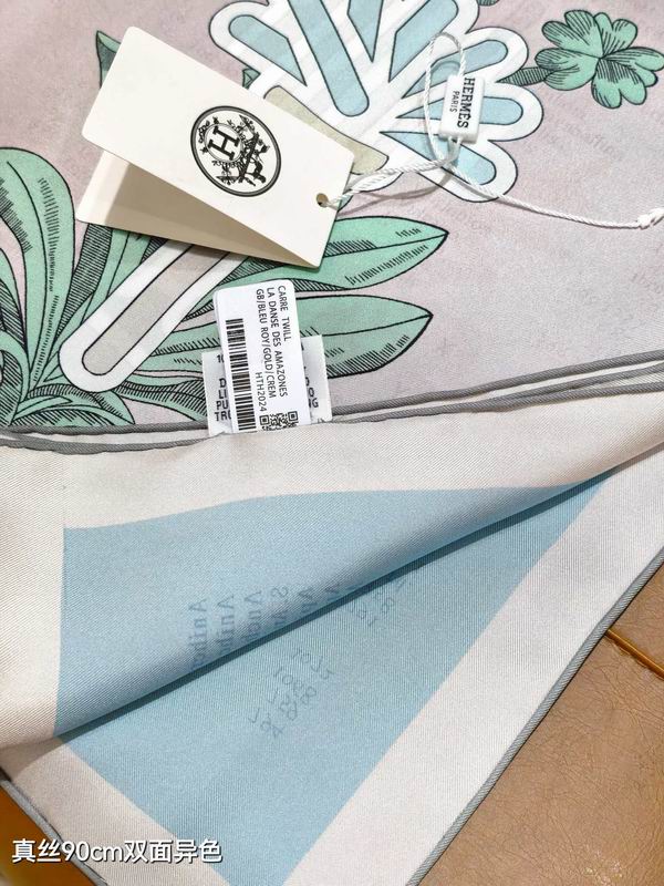 Hermes silk scarf 90X90cm E12 (3)