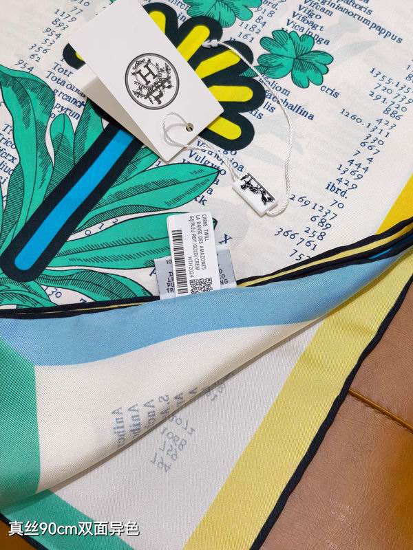 Hermes silk scarf 90X90cm E12 (30)