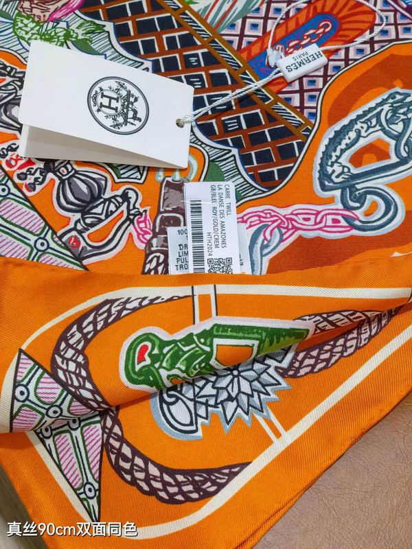 Hermes silk scarf 90X90cm E15 (24)