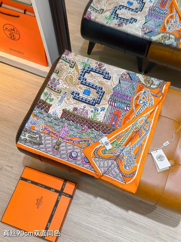Hermes silk scarf 90X90cm E15 (27)