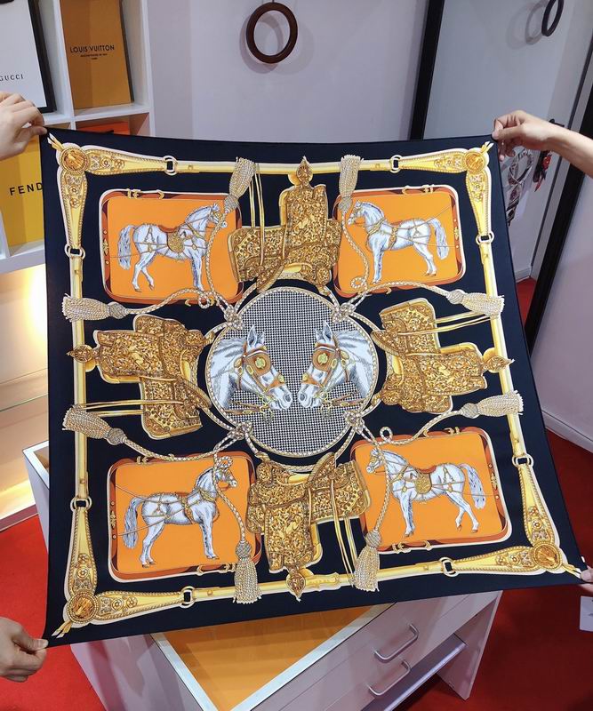 Hermes silk scarf 90X90cm E22 (20)