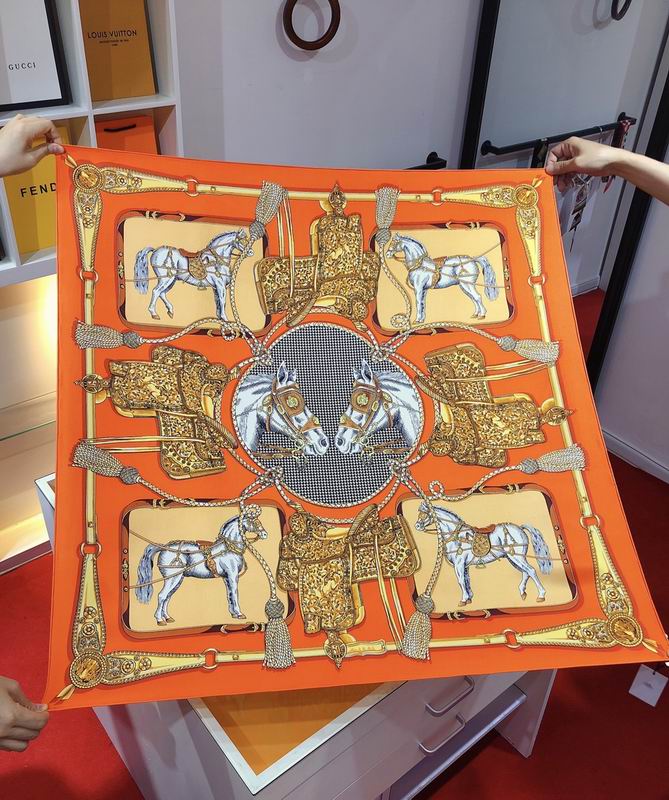 Hermes silk scarf 90X90cm E22 (29)