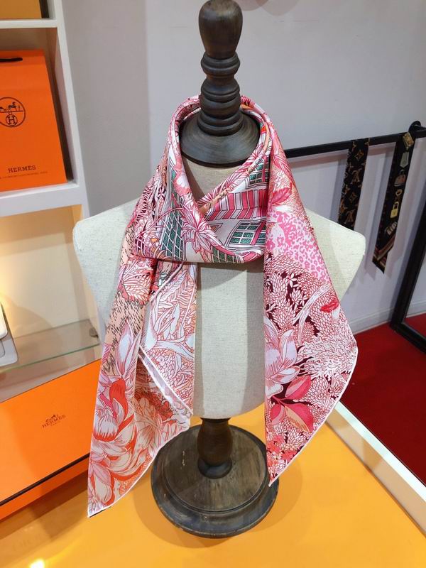 Hermes silk scarf 90X90cm E23 (2)