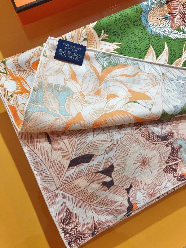 Hermes silk scarf 90X90cm E23 (23)