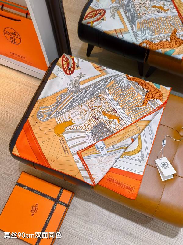 Hermes silk scarf 90X90cm E28 (17)