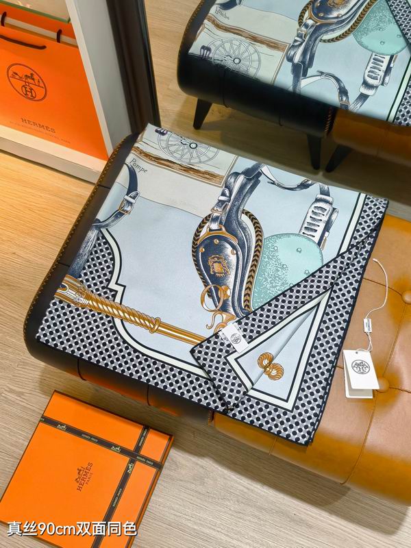 Hermes silk scarf 90X90cm E39 (8)