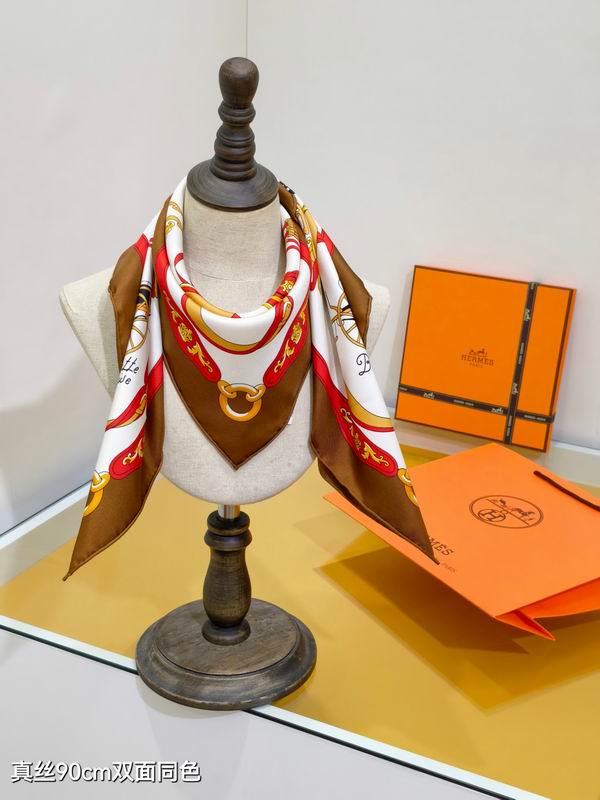 Hermes silk scarf 90X90cm E40 (2)