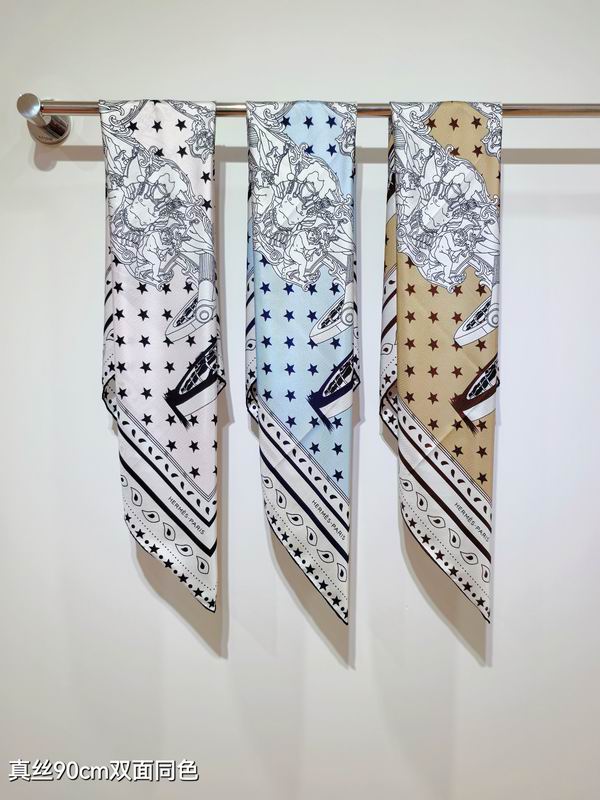 Hermes silk scarf 90X90cm E41 (1)