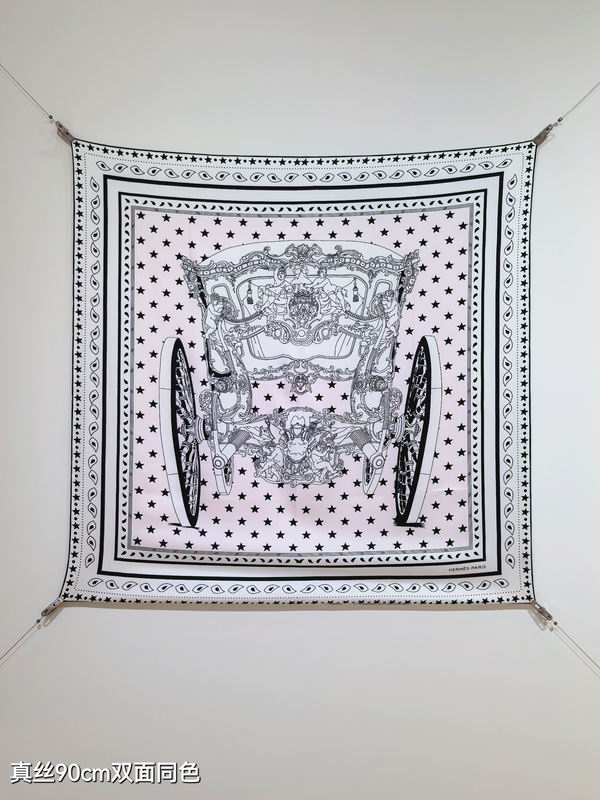 Hermes silk scarf 90X90cm E41 (27)