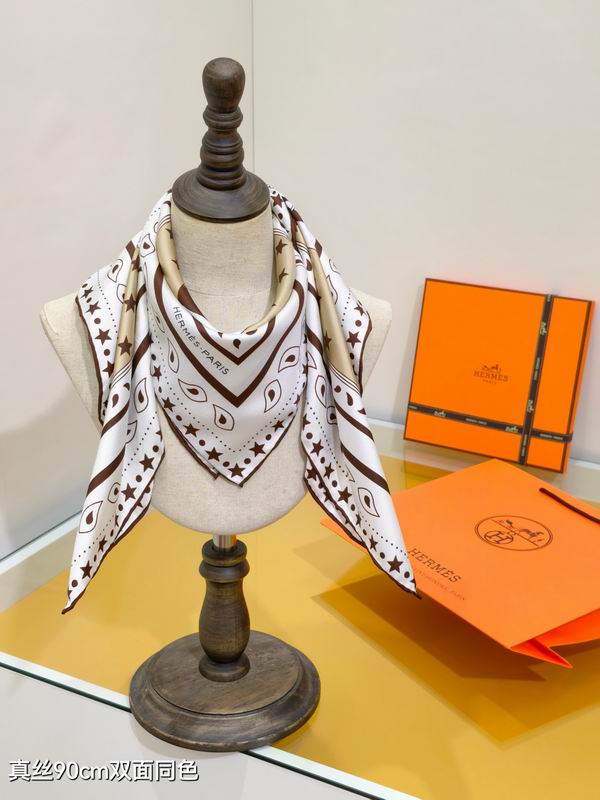 Hermes silk scarf 90X90cm E41 (3)