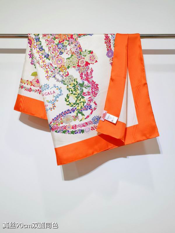 Hermes silk scarf 90X90cm E42 (14)