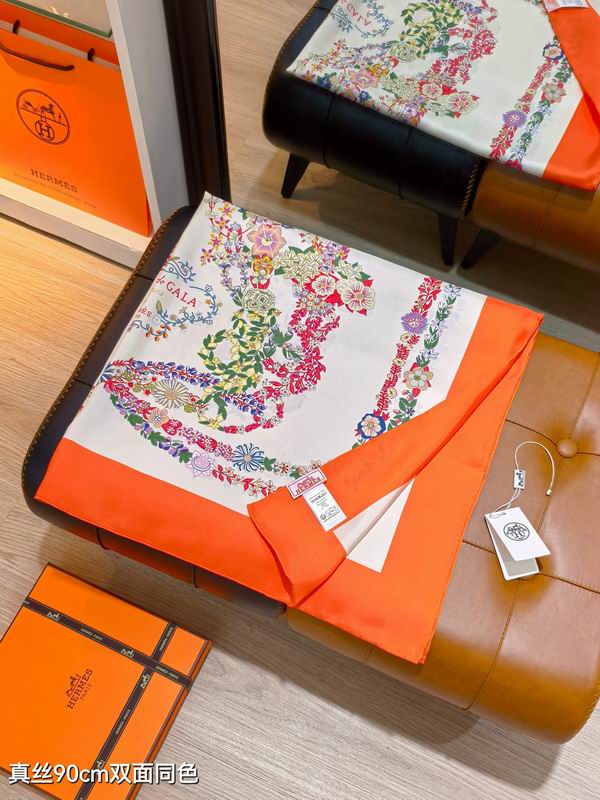 Hermes silk scarf 90X90cm E42 (18)