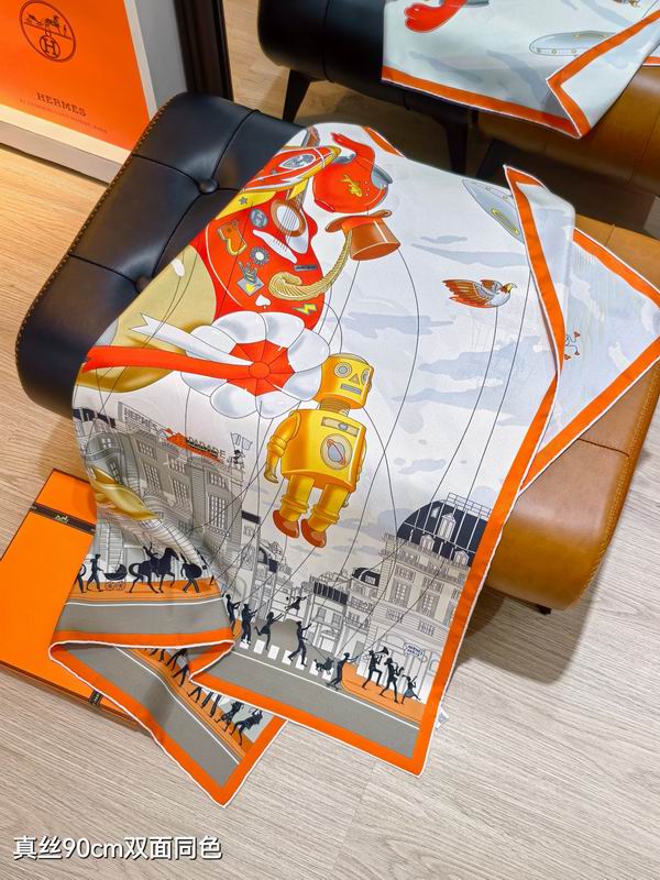 Hermes silk scarf 90X90cm E42 (30)