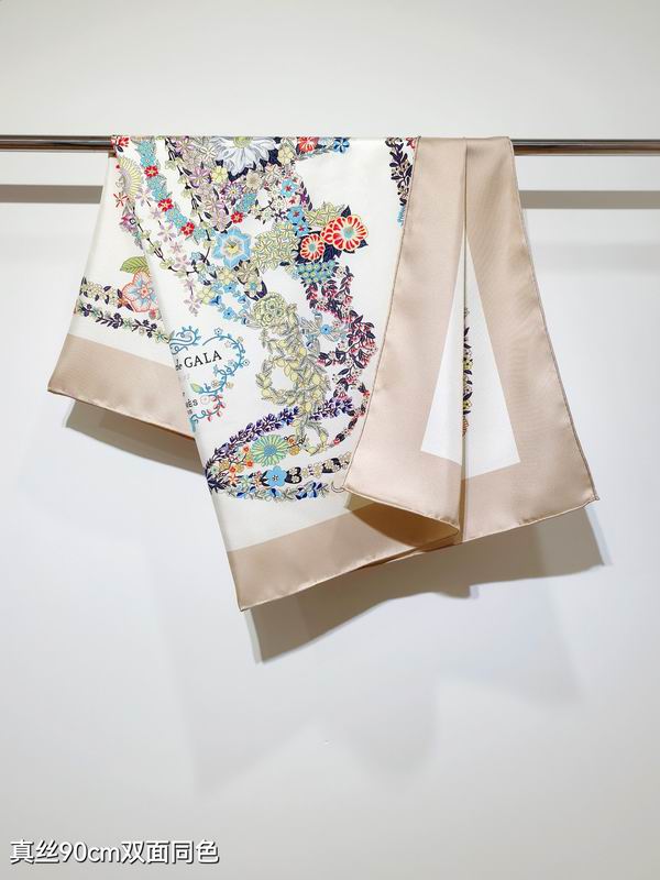 Hermes silk scarf 90X90cm E42 (34)