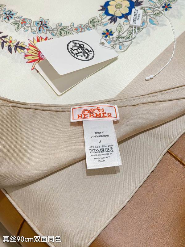 Hermes silk scarf 90X90cm E42 (35)