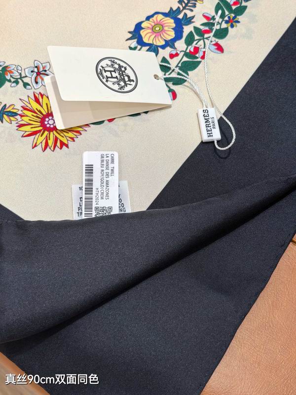 Hermes silk scarf 90X90cm E42 (5)