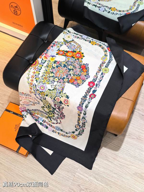 Hermes silk scarf 90X90cm E42 (7)