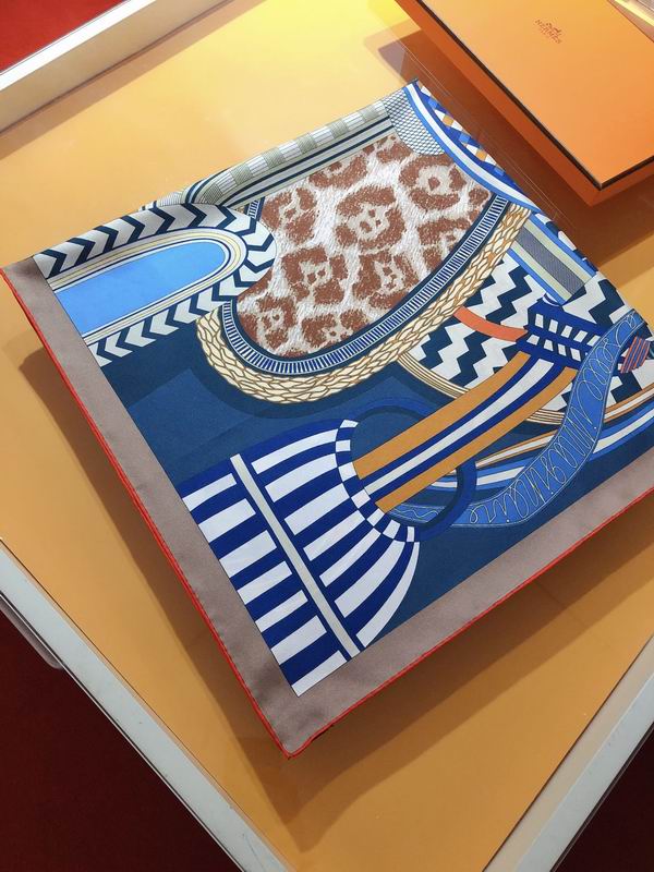 Hermes silk scarf 90X90cm E90 (6)
