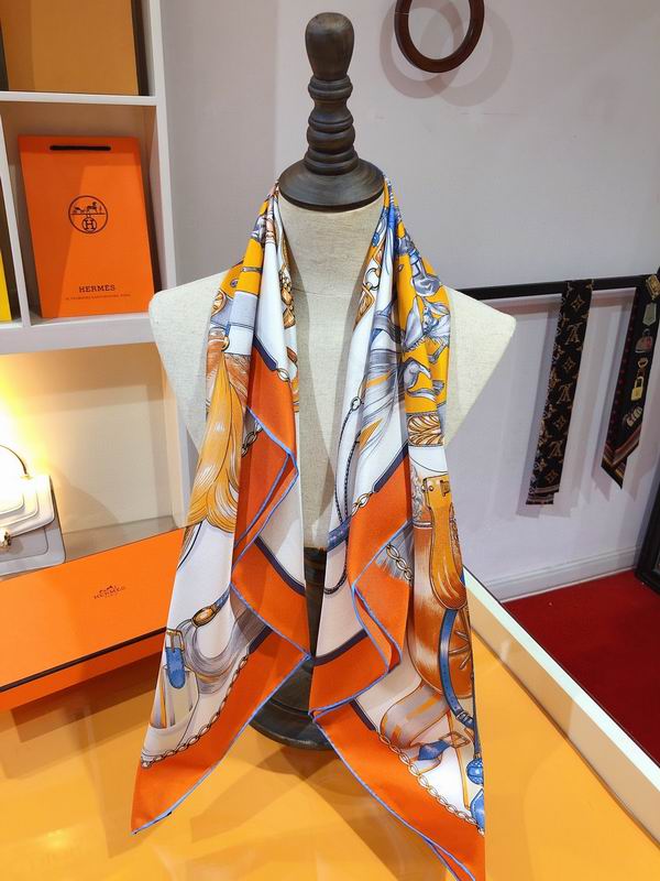 Hermes silk scarf 90X90cm E91 (20)