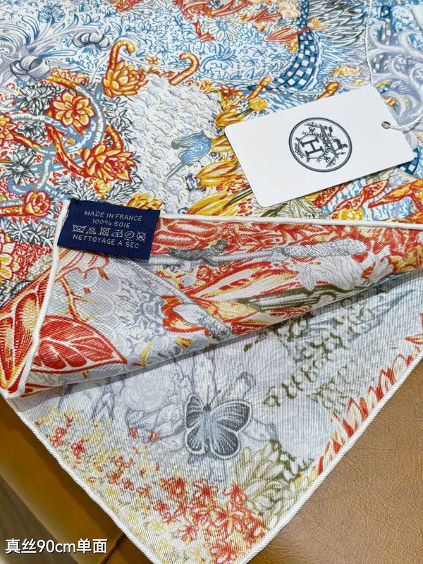 Hermes silk scarf 90X90cm E94 (4)