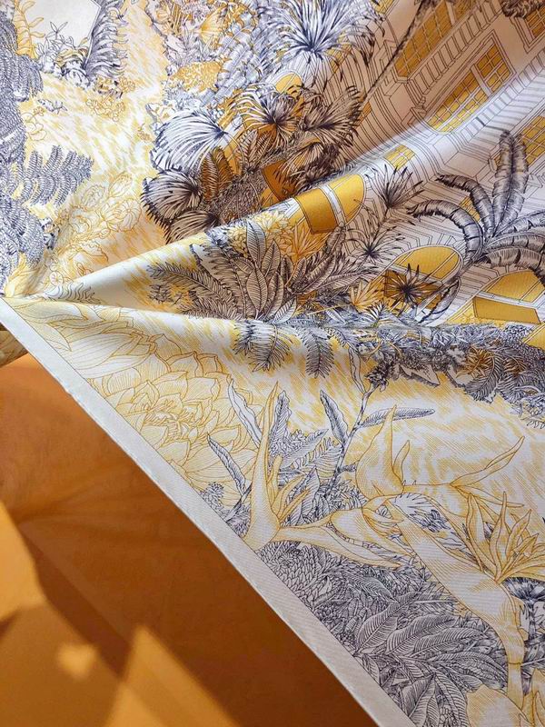 Hermes silk scarf 90X90cm E95 (5)