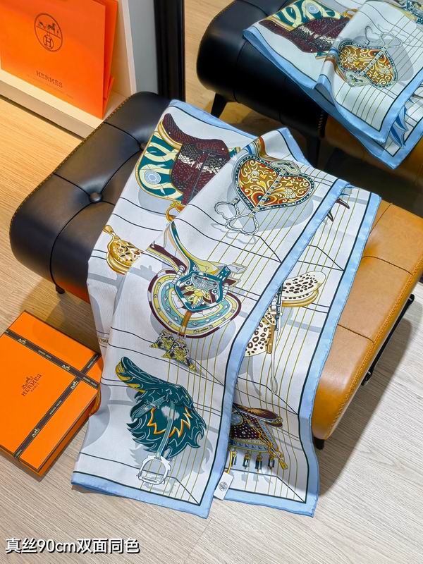 Hermes silk scarf 90X90cm E99 (23)