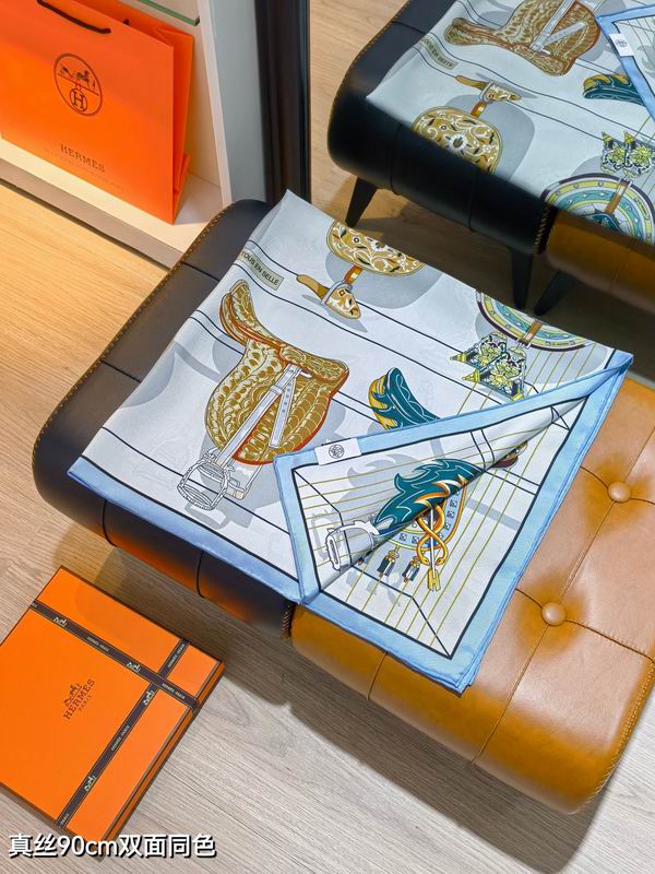 Hermes silk scarf 90X90cm E99 (24)