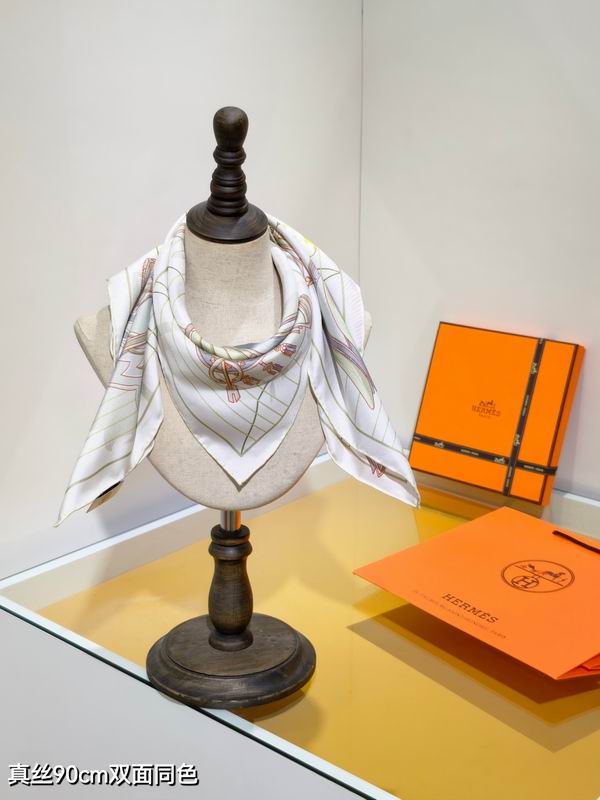 Hermes silk scarf 90X90cm E99 (29)