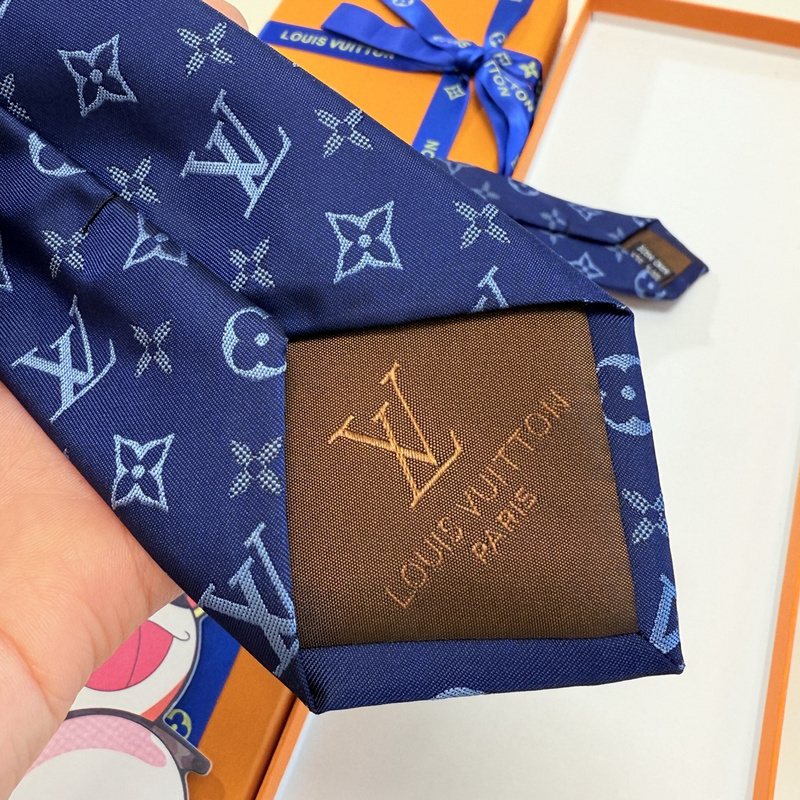 LV Tie hm (24)