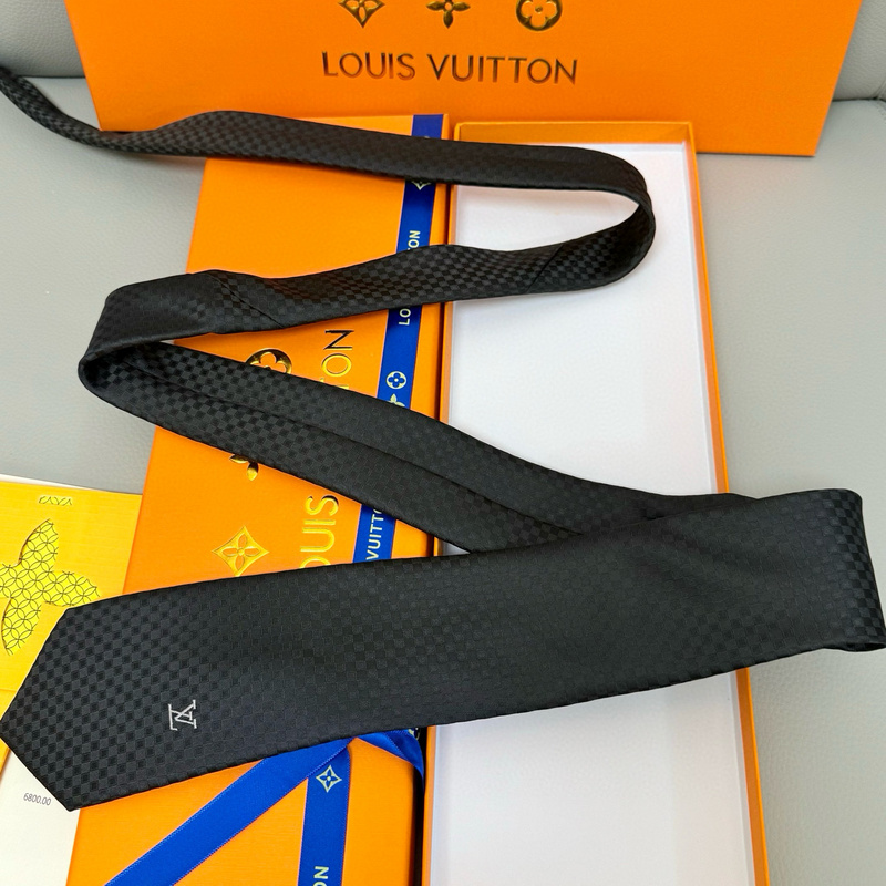 LV Tie hm (40)