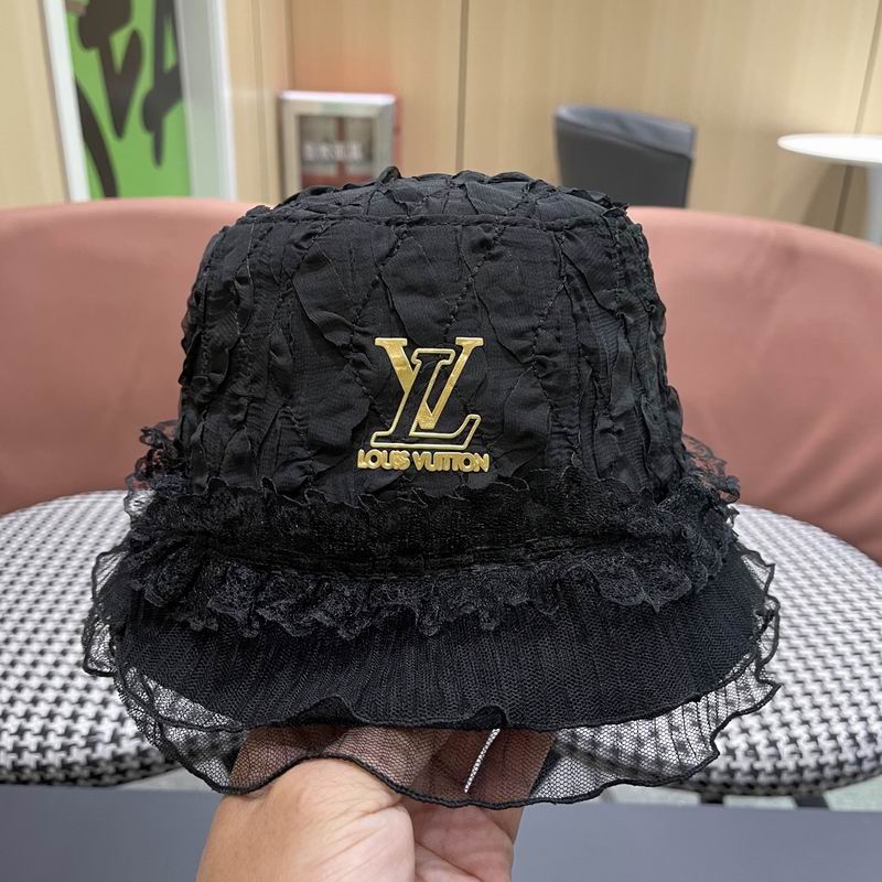 LV hat (113)