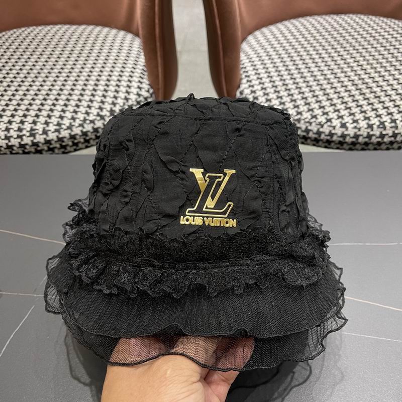 LV hat (114)