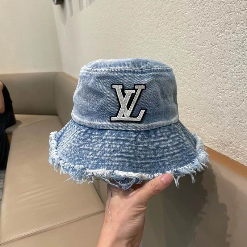 LV hat (116)