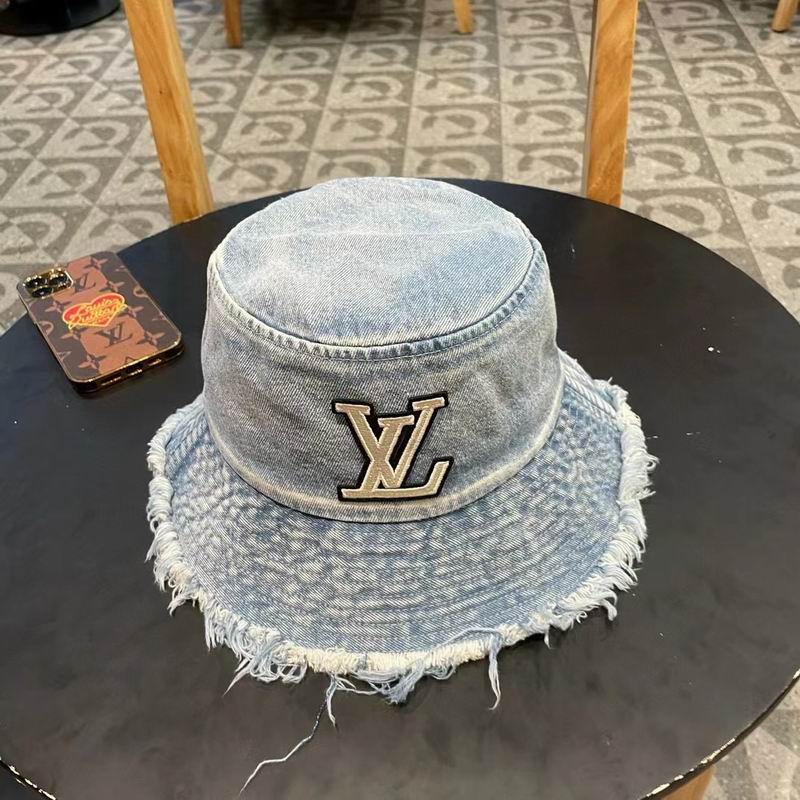 LV hat (122)