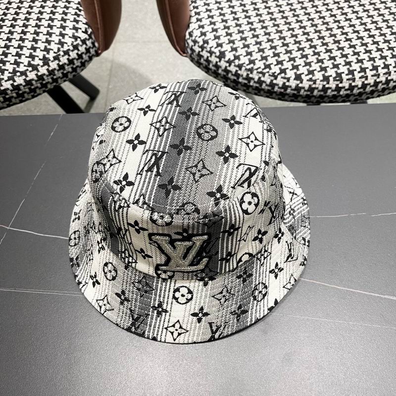 LV hat (128)