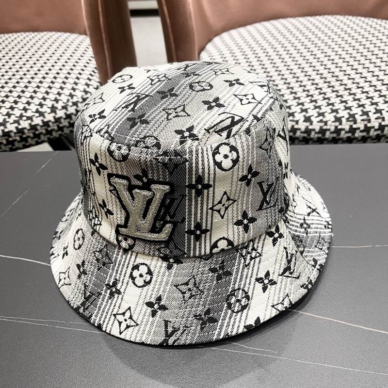LV hat (130)
