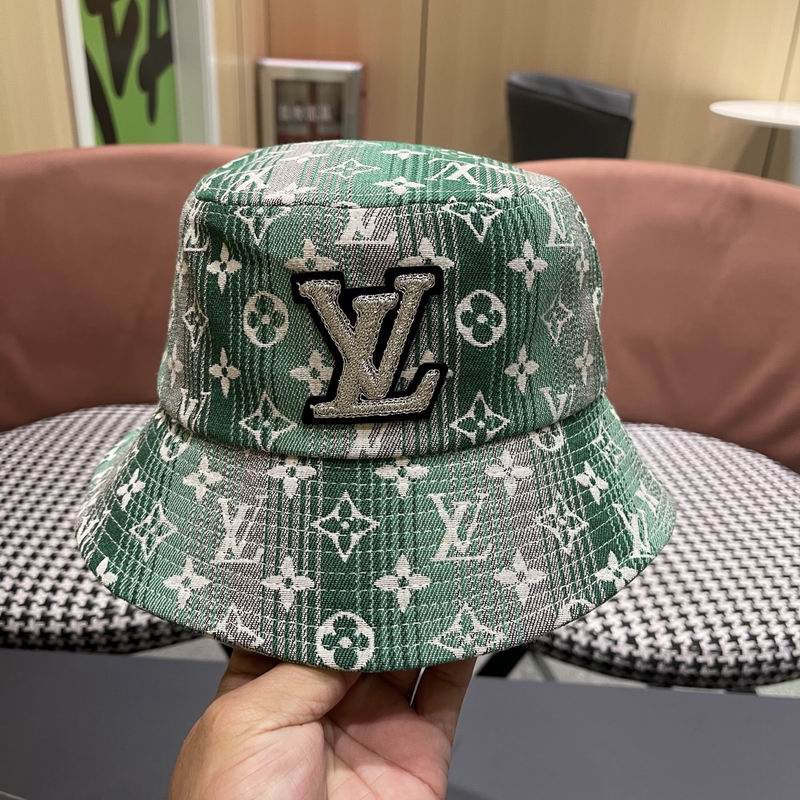 LV hat (135)
