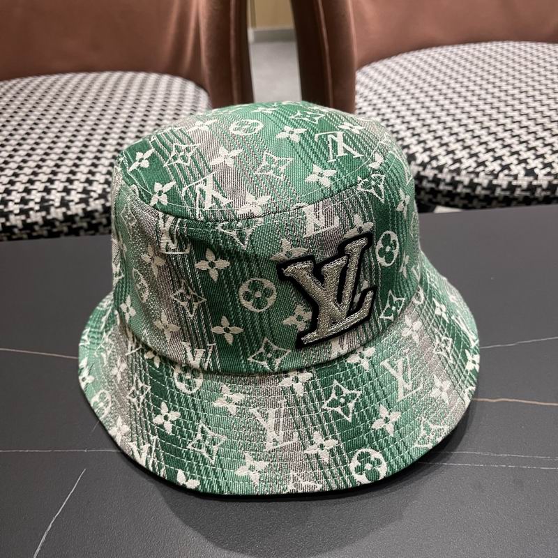 LV hat (140)
