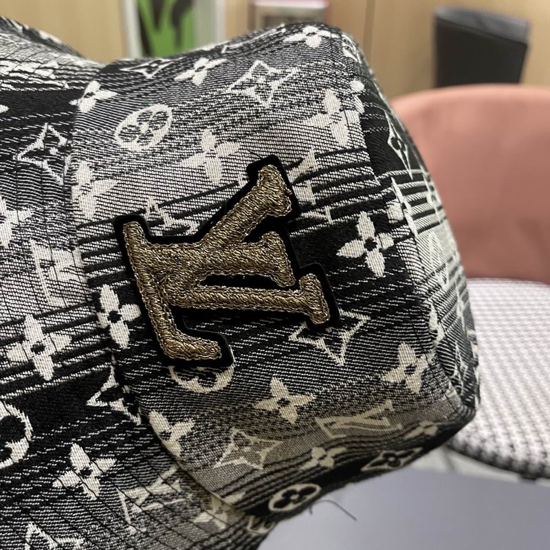 LV hat (156)