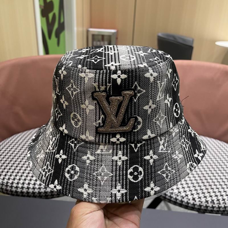 LV hat (157)