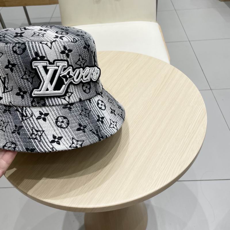 LV hat (167)