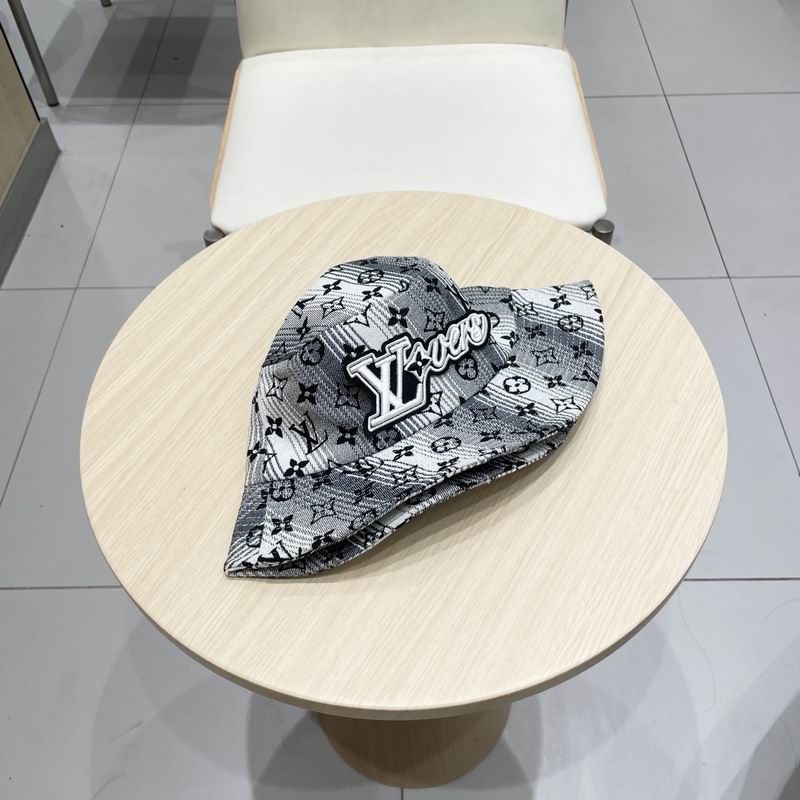 LV hat (173)