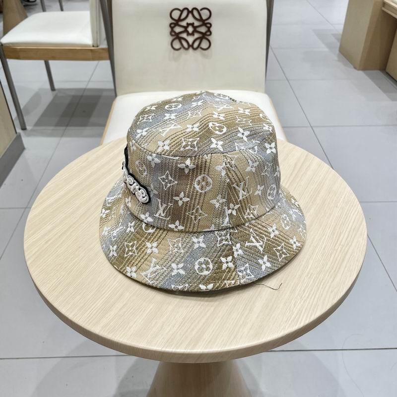 LV hat (180)