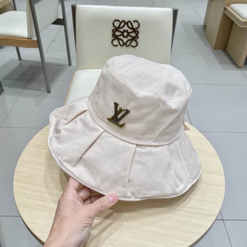 LV hat (183)