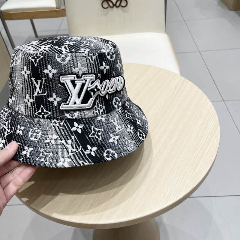 LV hat (185)