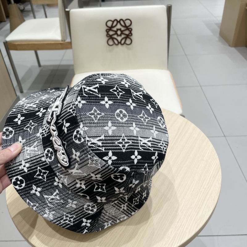 LV hat (188)