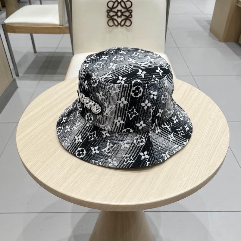 LV hat (189)